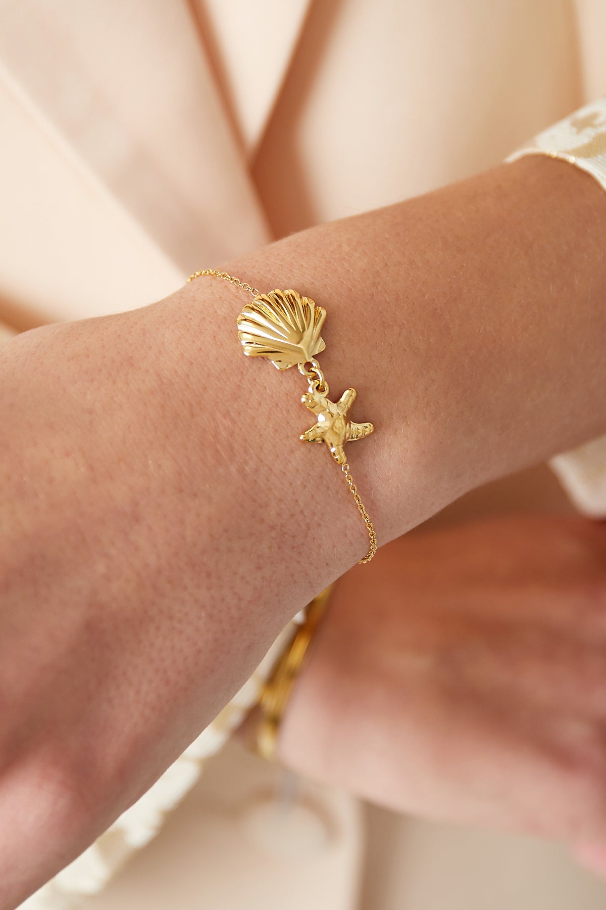 beach glow armband