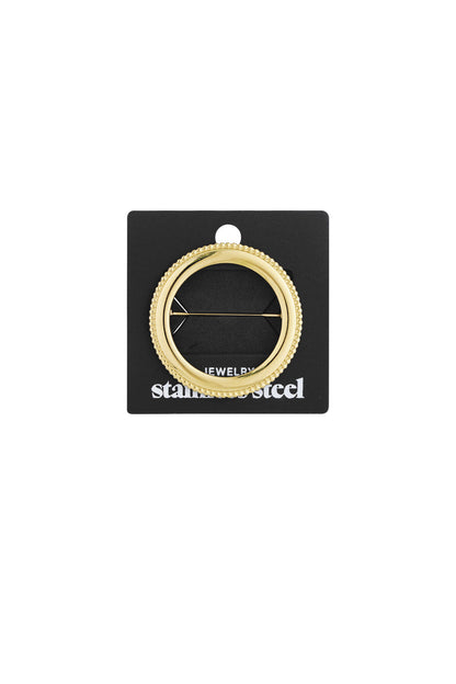 broche the circle