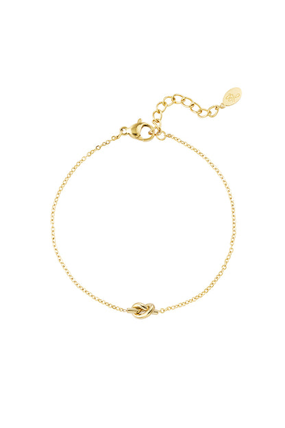 Simpele armband met geknoopte bedel