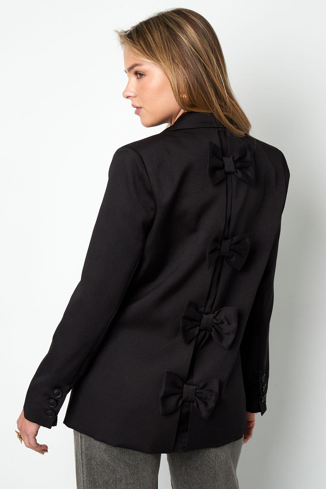 Polyester Vrouwen Suit Set Gesneden Boog Detail