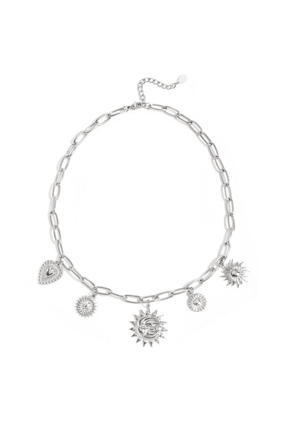 Ketting met zon en hart charms