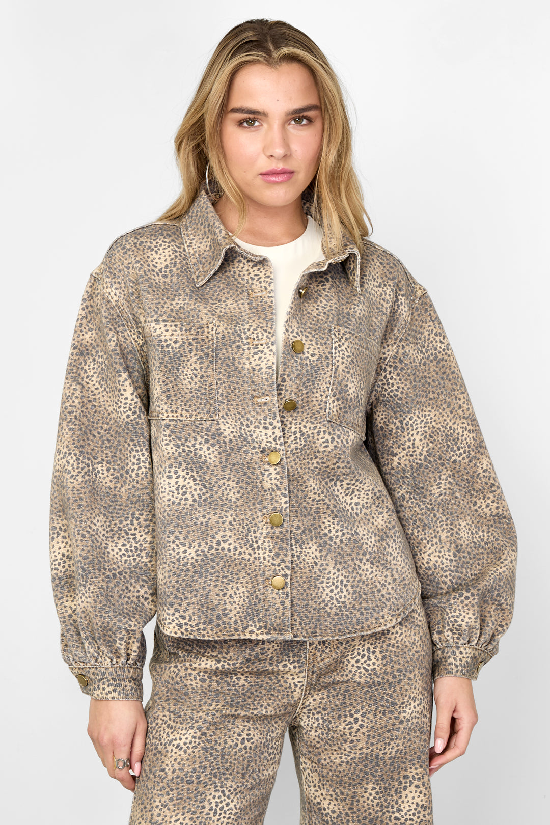 de cowgirl & dol op luipaardprint jeans